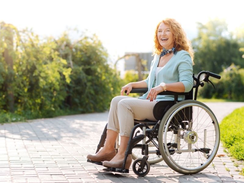 Komu przysługuje wózek inwalidzki?